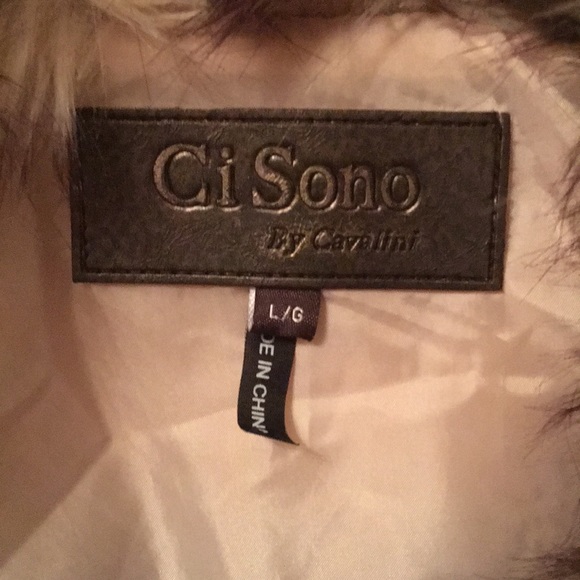 Faux-Fur Vest - Picture 3 of 4